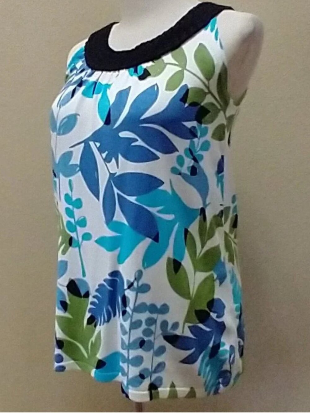 Joseph A Top. 🛍️💌 - Picture 4 of 8